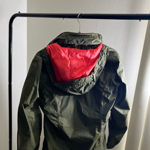 The North Jacket - Picture 2 of 4